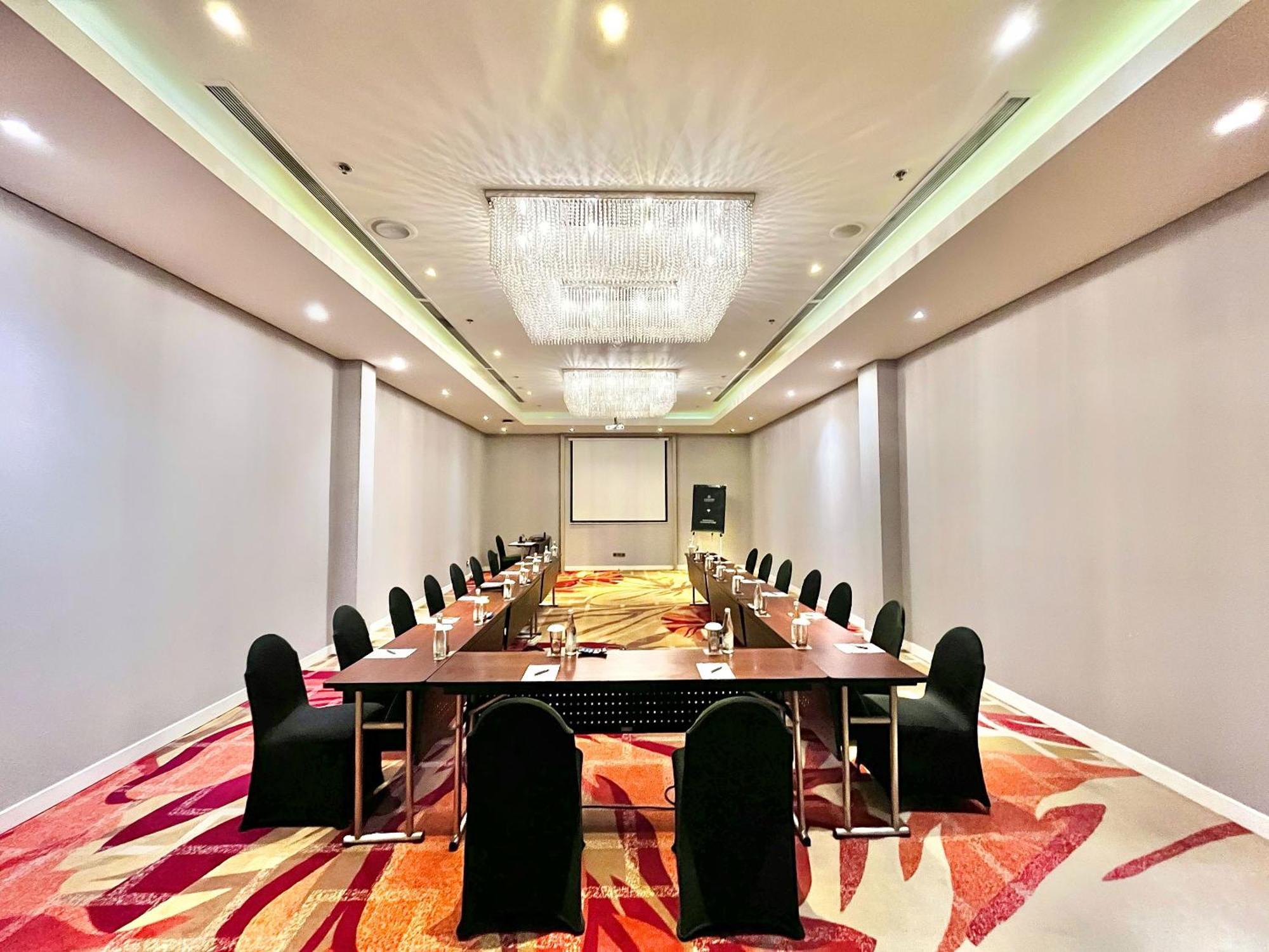 Sheraton Hotel&towers Hotel 5*